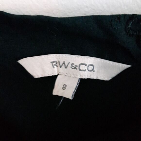 RW&CO Fun & Flirty Black Cotton Lined Embroidered Skirt EUC Size 8 - Picture 4 of 7